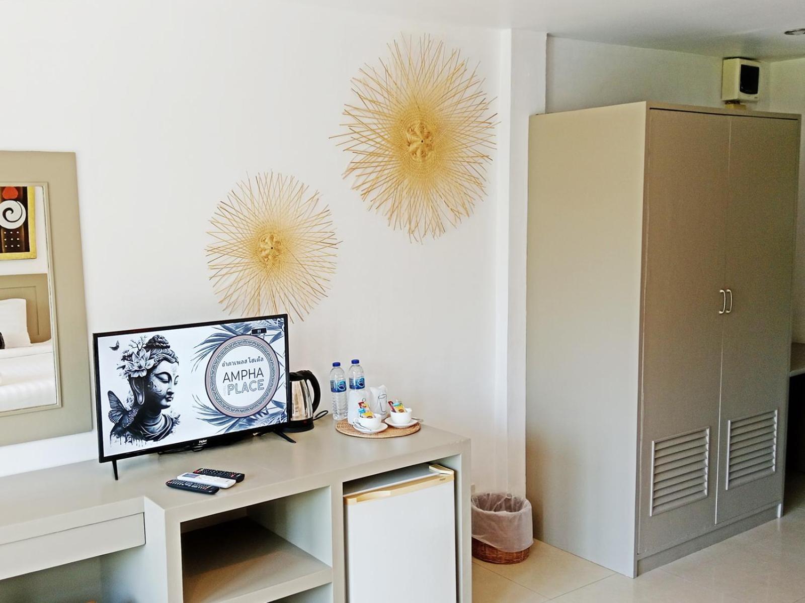 Ampha Place Hotel Mae Nam Luaran gambar